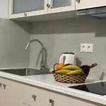 Avista Apartments *